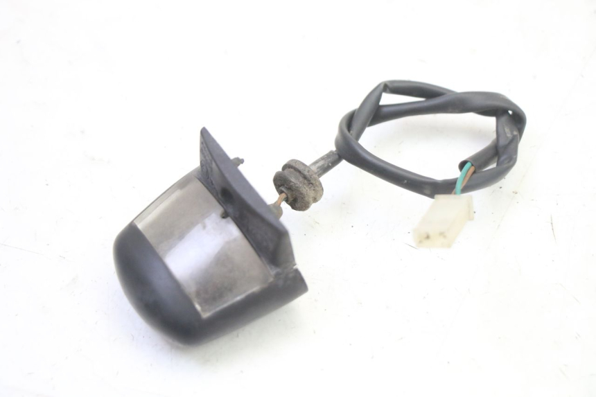 photo de Kentekenverlichting PEUGEOT SATELIS 250 (2006 - 2012) - Zoom op gebruiksstaat