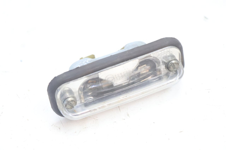 photo de NUMMERPLAATVERLICHTING BOOM TRIKE FUN 500 (2004 - 2010) - Detail van het onderdeel