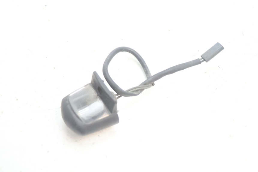 photo de Kentekenverlichting YAMAHA YP MAJESTY 125 (2002 - 2006) - Zoom op gebruiksstaat
