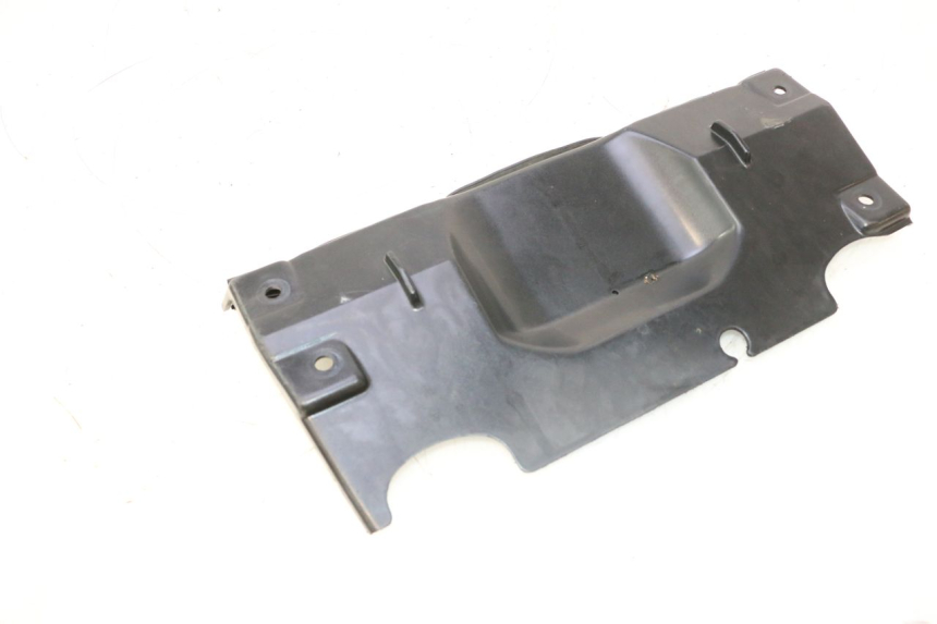 photo de RADIATORAFDEKKING KAWASAKI GPX F ZX750F 750 (1986 - 1990) - Detail van het onderdeel