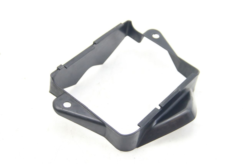 photo de RADIATEURKAP SUZUKI SIXTEEN 125 (2008 - 2010) - Hoofdaanzicht