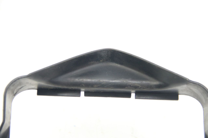 photo de RADIATEURKAP SUZUKI SIXTEEN 125 (2008 - 2010) - Detail van het onderdeel