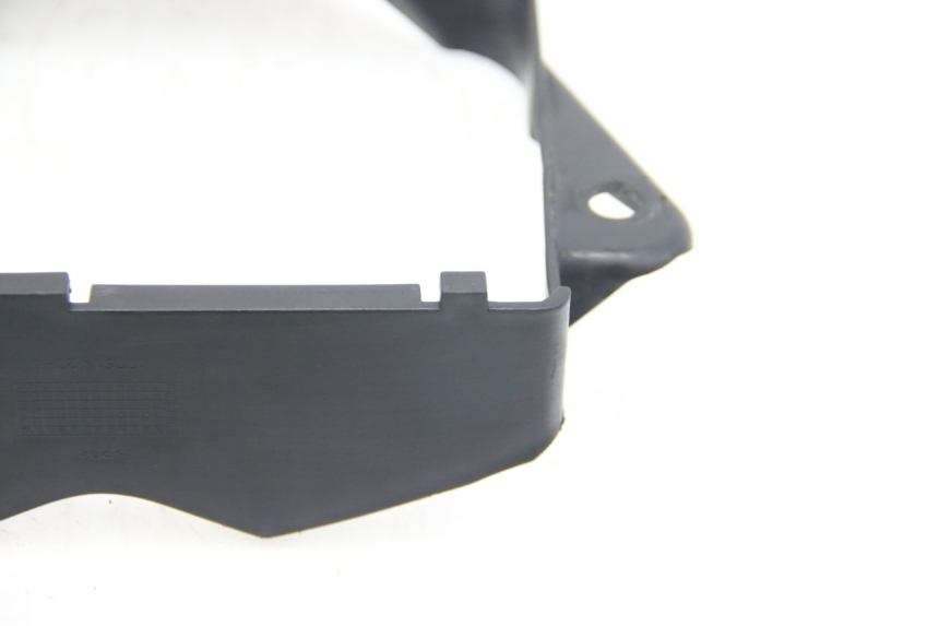 photo de RADIATEURKAP SUZUKI SIXTEEN 125 (2008 - 2010) - Staat van het oppervlak