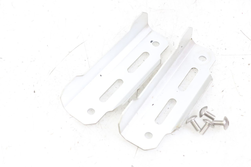 photo de RADIATEURKAP SUZUKI SV N 650 (1999 - 2002) - Andere kijkhoek