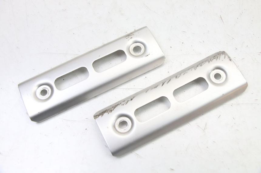 photo de RADIATEURKAP YAMAHA FZS FAZER 600 (2001 - 2003) - Andere kijkhoek