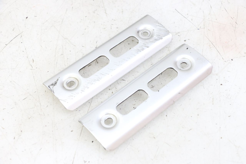 photo de RADIATEURKAP YAMAHA FZS FAZER 600 (2001 - 2003) - Hoofdaanzicht