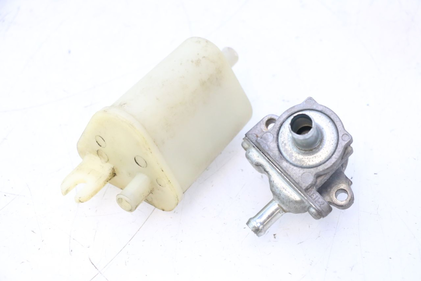 photo de CANISTER MAGNEETVENTIEL YAMAHA YP MAJESTY 125 (2007 - 2010) - Hoofdaanzicht