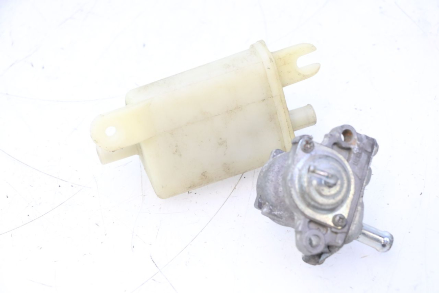 photo de CANISTER MAGNEETVENTIEL YAMAHA YP MAJESTY 125 (2007 - 2010) - Andere kijkhoek