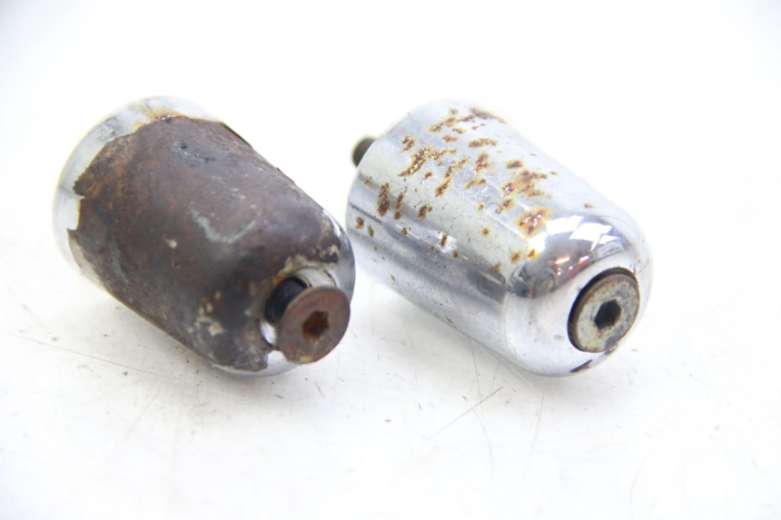 photo de STUURKOPPEN APRILIA ATLANTIC 500 (2002 - 2003) - Detail van het onderdeel