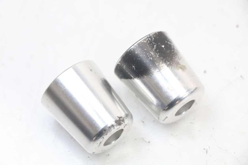 photo de STUURKOPPEN SUZUKI GSR 750 (2011 - 2017) - Zoom op gebruiksstaat