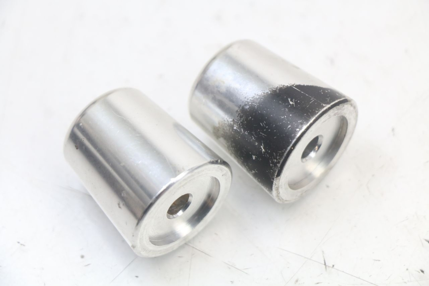 photo de STUURKOPPEN SUZUKI GSR 750 (2011 - 2017) - Andere kijkhoek