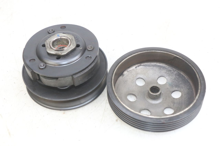 photo de KOPPELING KYMCO AGILITY NAKED RENOUVO 2T 50 (2011 - 2018) - Andere kijkhoek