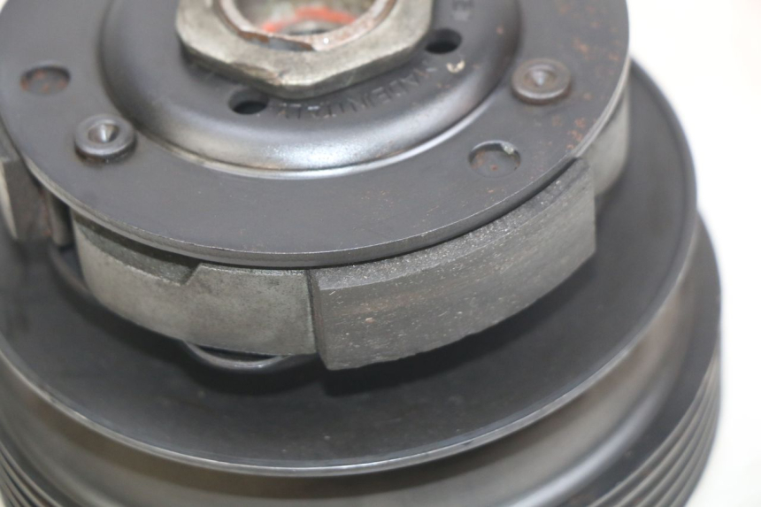 photo de KOPPELING KYMCO AGILITY NAKED RENOUVO 2T 50 (2011 - 2018) - Staat van het oppervlak