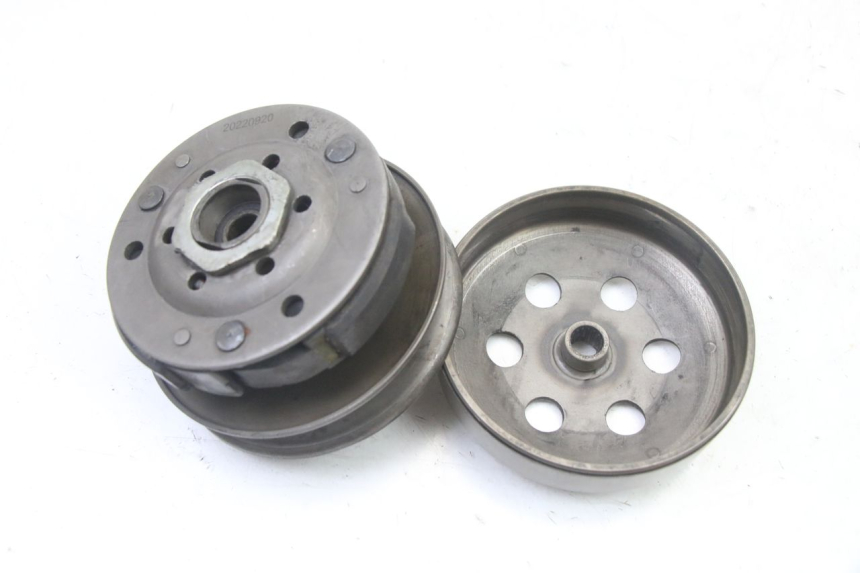 photo de KOPPELING MBK BOOSTER SPIRIT NAKED 50 (2004 - 2017) - Hoofdaanzicht