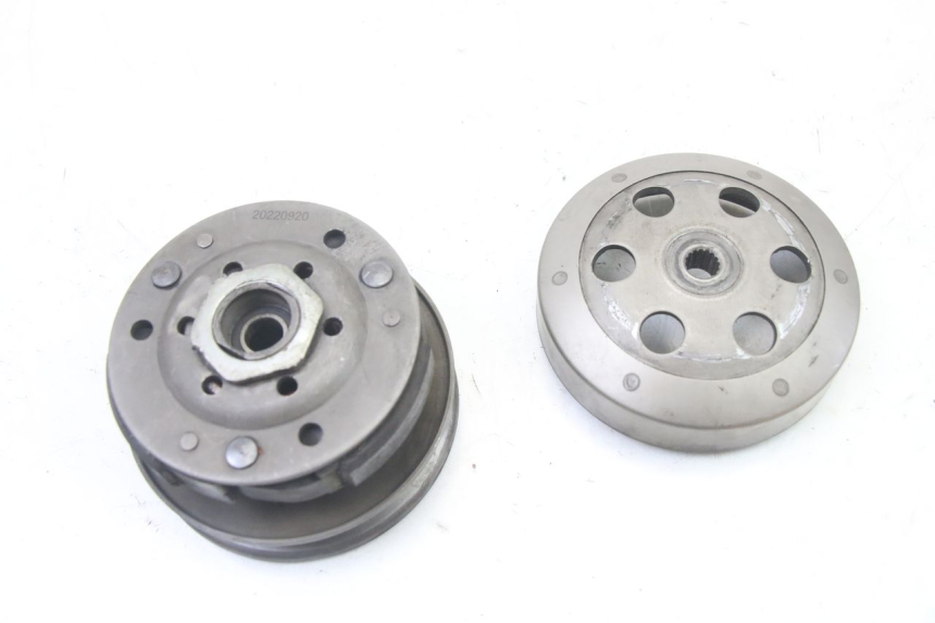 photo de KOPPELING MBK BOOSTER SPIRIT NAKED 50 (2004 - 2017) - Technische close-up