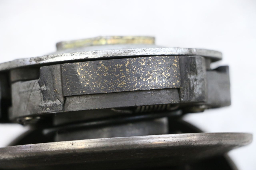 photo de KOPPELING MBK BOOSTER SPIRIT NAKED 50 (2004 - 2017) - Kenmerkende details