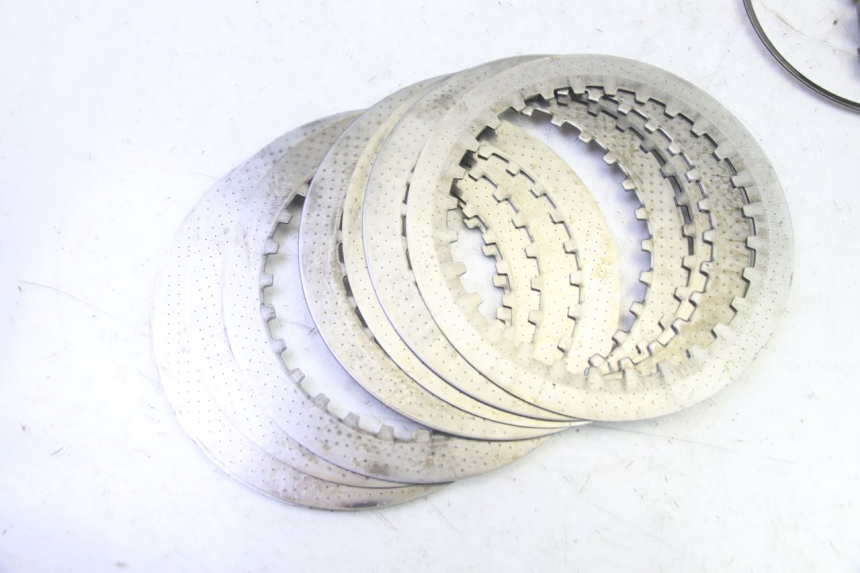 photo de KOPPELING MV AGUSTA BRUTALE R WALLY 910 (2008 - 2008) - Bevestigingspunten