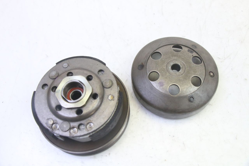 photo de KOPPELING PEUGEOT ELYSTAR 50 (2002 - 2014) - Technische close-up