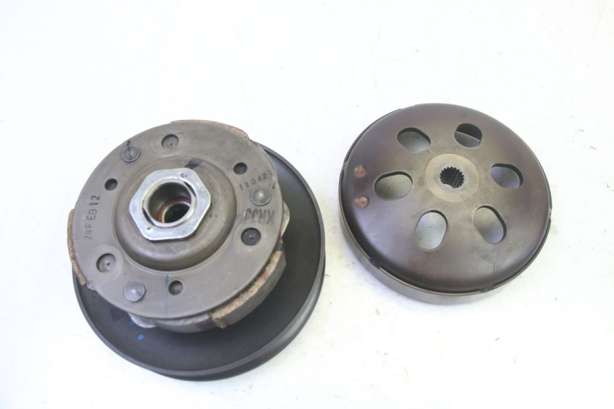 photo de KOPPELING HONDA FES S-WING SWING ABS 125 (2007 - 2015) - Technische close-up