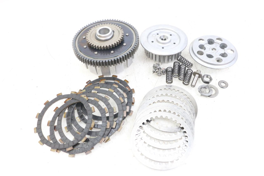 photo de KOPPELING SUZUKI GSX E 250 (1982 - 1983) - Zoom op componenten