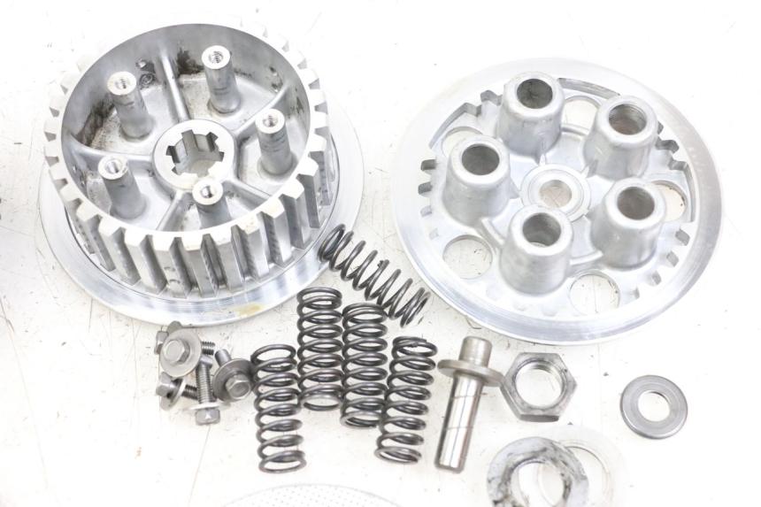 photo de KOPPELING SUZUKI GSX E 250 (1982 - 1983) - Zoom op kwaliteit