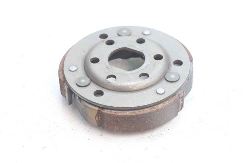 photo de KOPPELING PEUGEOT KISBEE 4T 50 (2010 - 2017) - Detail van het onderdeel