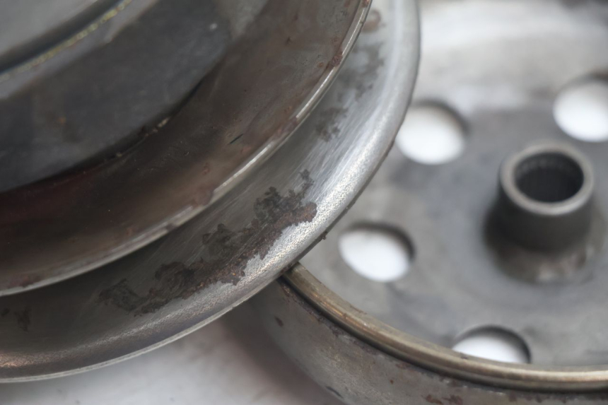 photo de KOPPELING PEUGEOT LUDIX ONE 50 (2004 - 2013) - Bevestigingspunten