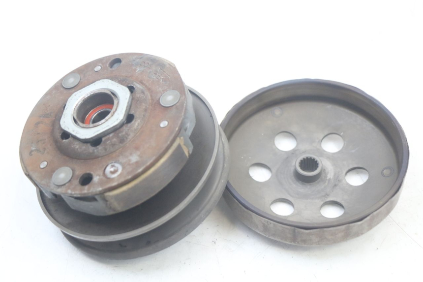 photo de KOPPELING MBK MACH G AC 50 (2002 - 2014) - Detail van het onderdeel