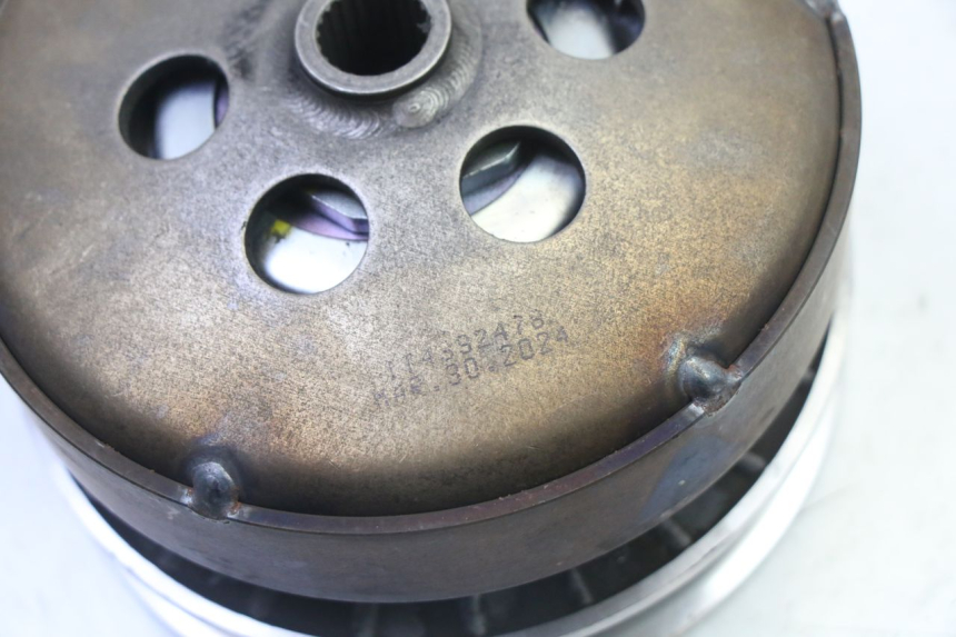 photo de KOPPELING PIAGGIO MP3 HPE 310 (2024 - 2025) - Andere kijkhoek