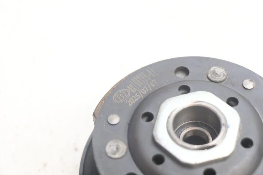 photo de KOPPELING JM MOTORS R-MAX TECH 50 (2024 - 2026) - Bevestigingspunten