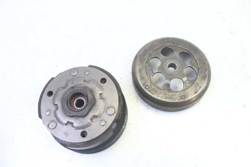 photo de KOPPELING RIDE RACE 2T 50 (2012 - 2017) - Bevestigingspunten