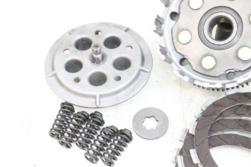 photo de KOPPELING APRILIA RS 50 (2006 - 2010) - Kenmerkende details