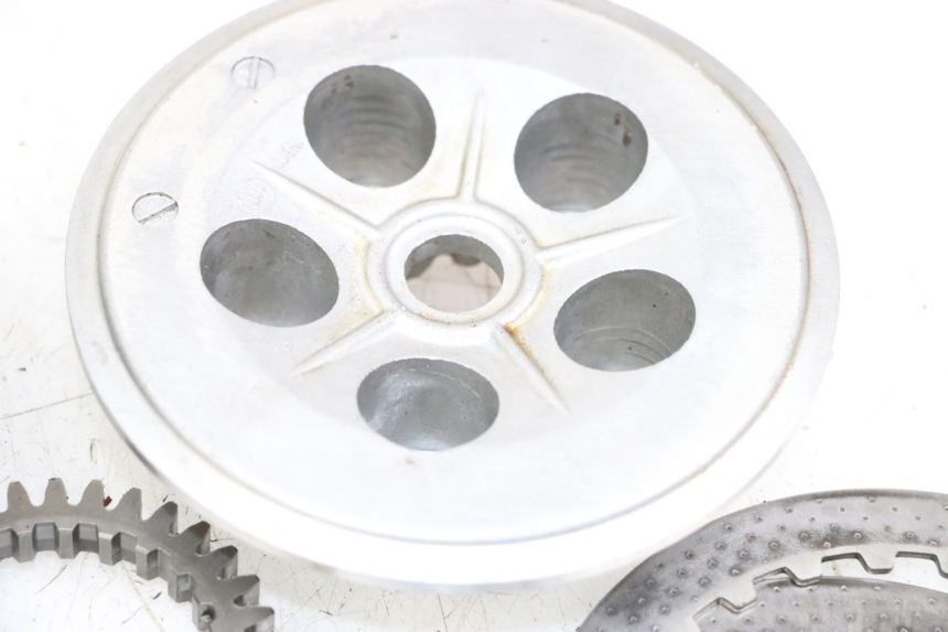 photo de KOPPELING SUZUKI GSR 750 (2011 - 2017) - Markeringen en referenties