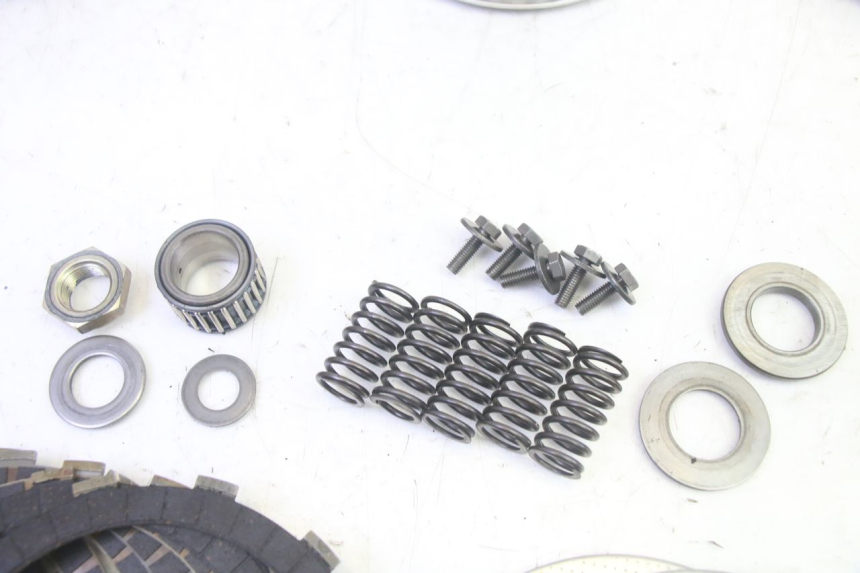 photo de KOPPELING KAWASAKI ZR 7 750 (1999 - 2004) - Markeringen en referenties