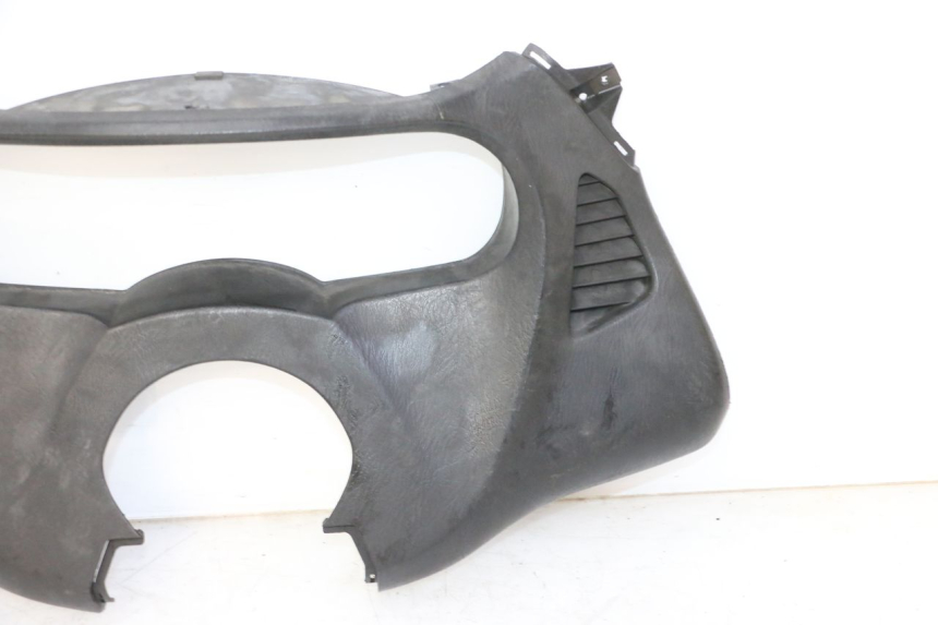 photo de TELLERRAND HONDA FES S-WING SWING ABS 125 (2007 - 2015) - Kenmerkende details