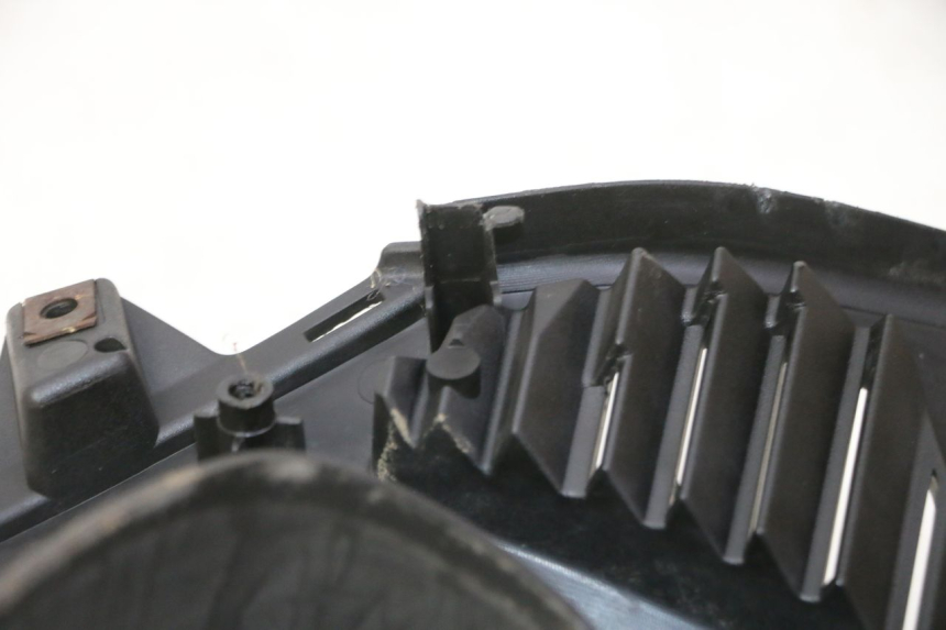 photo de TELLERRAND HONDA FES S-WING SWING ABS 125 (2007 - 2015) - Zoom op gebruiksstaat