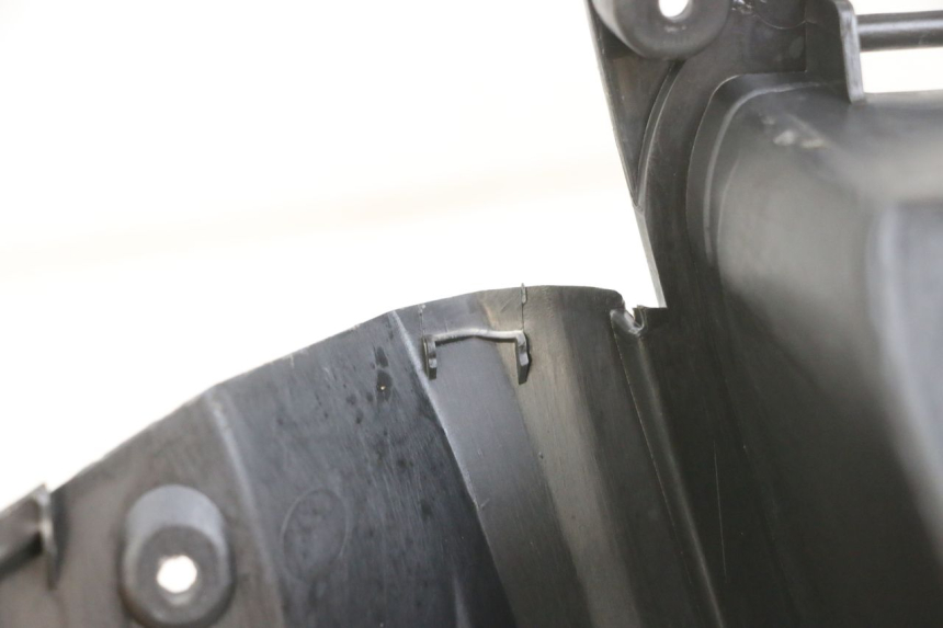 photo de TELLERRAND METERPLAATJE SYM GTS EVO 125 (2009 - 2013) - Detail van het onderdeel