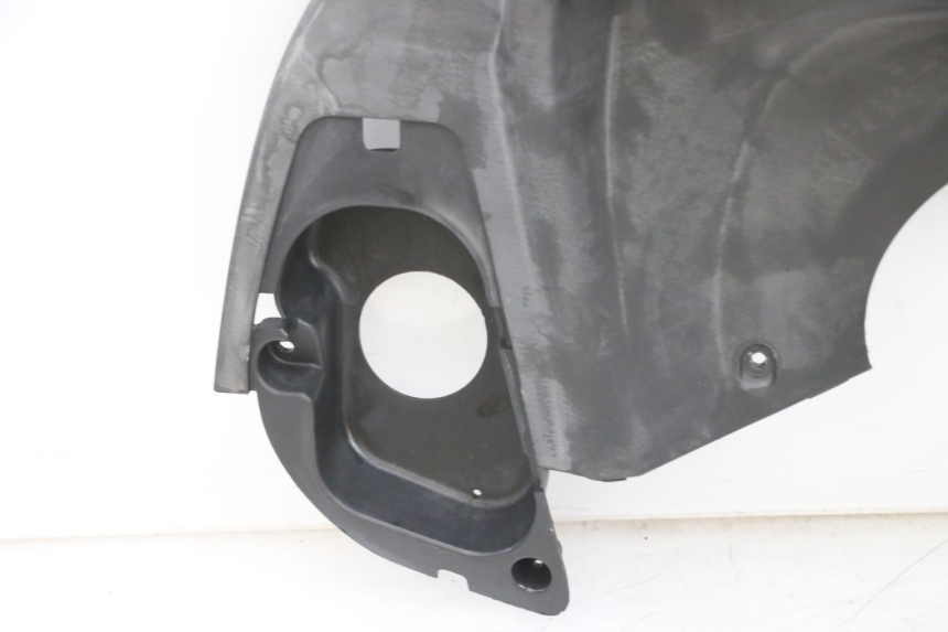 photo de TELLERRAND METERPLAATJE SYM GTS EVO 125 (2009 - 2013) - Kenmerkende details