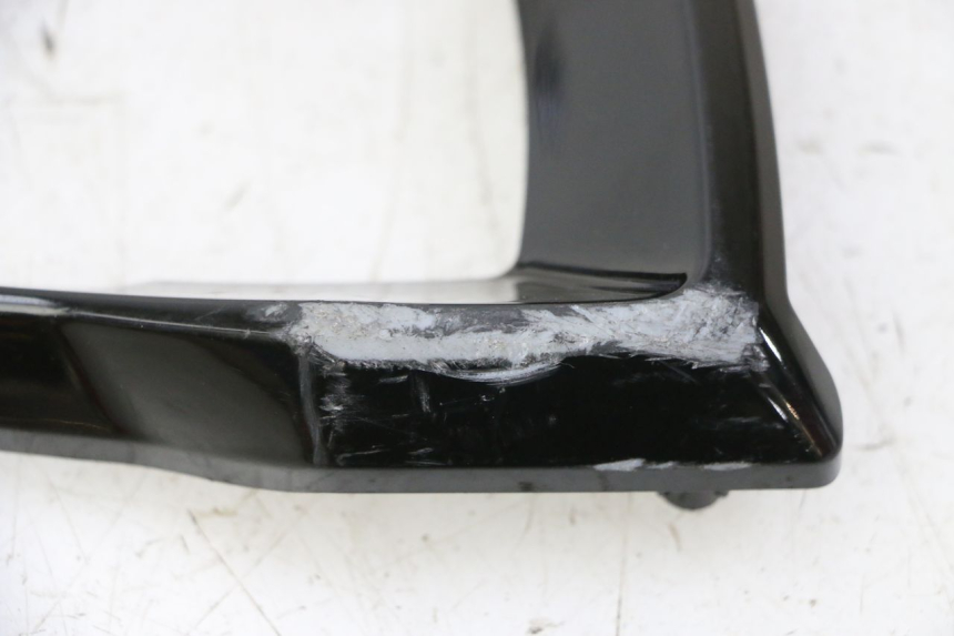 photo de TELLERRAND PIAGGIO MP3 HPE 310 (2024 - 2025) - Markeringen en referenties