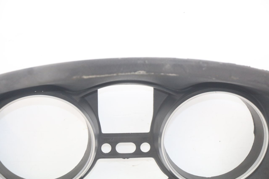 photo de TELLERRAND METERPLAATJE PIAGGIO MP3 LT 400 (2007 - 2012) - Kenmerkende details