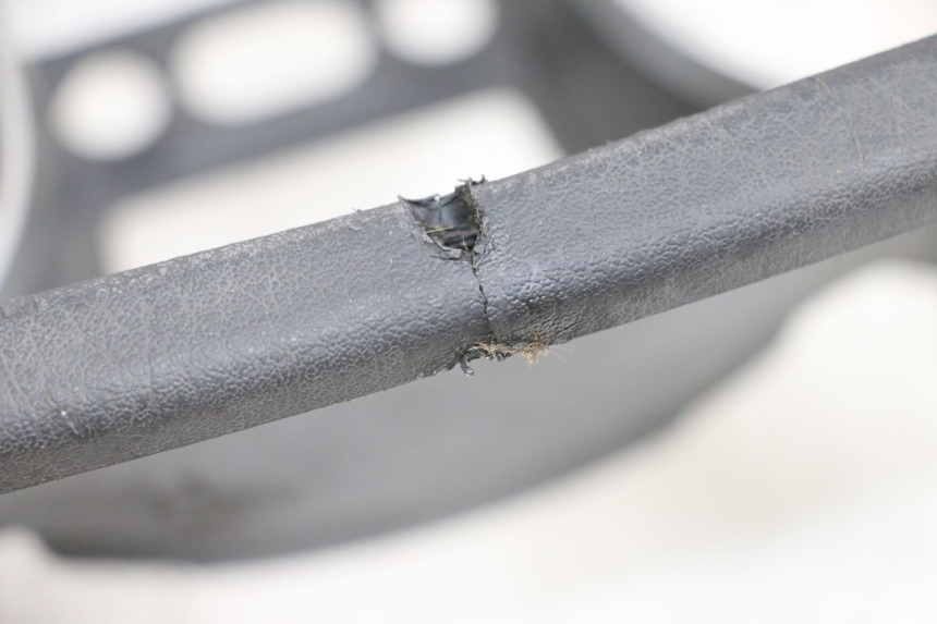 photo de TELLERRAND METERPLAATJE PIAGGIO MP3 125 (2006 - 2014) - Bevestigingspunten