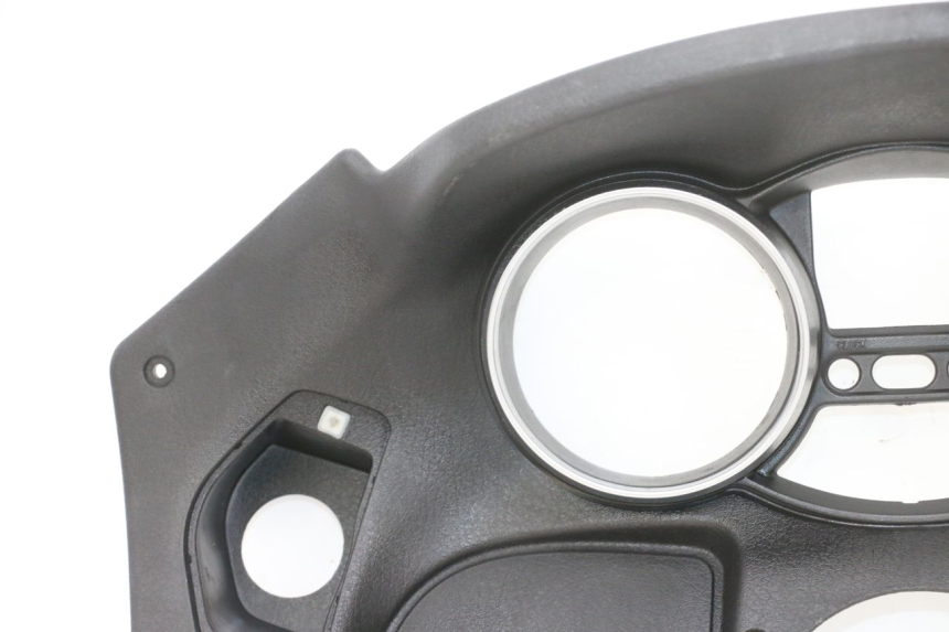 photo de TELLERRAND METERPLAATJE PIAGGIO MP3 RL 250 (2006 - 2010) - Zoom op componenten