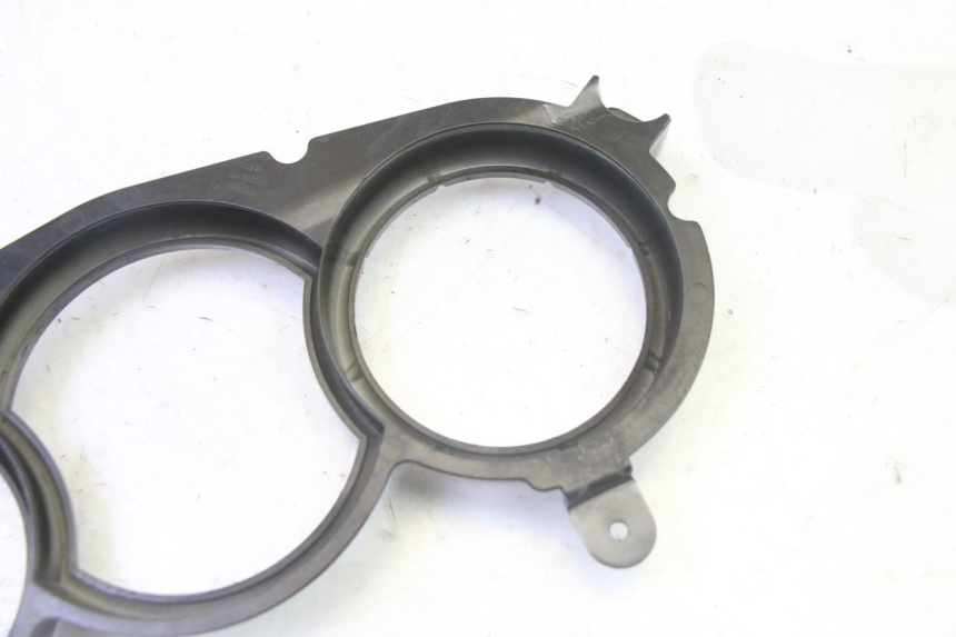 photo de TELLERRAND PEUGEOT SATELIS 125 (2013 - 2018) - Bevestigingspunten