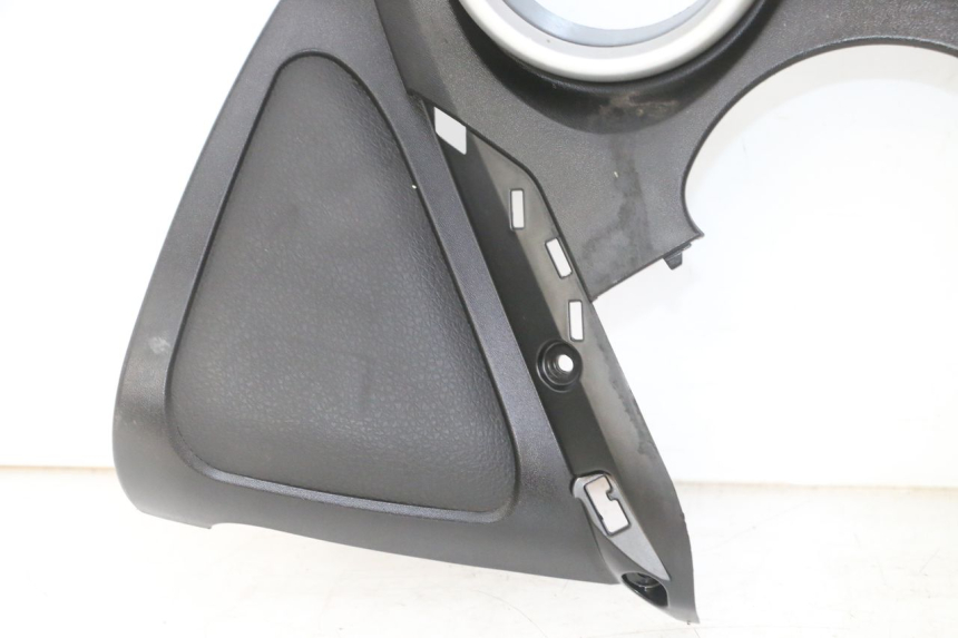 photo de TELLERRAND METERPLAAT YAMAHA X-MAX XMAX 125 (2010 - 2013) - Technische close-up