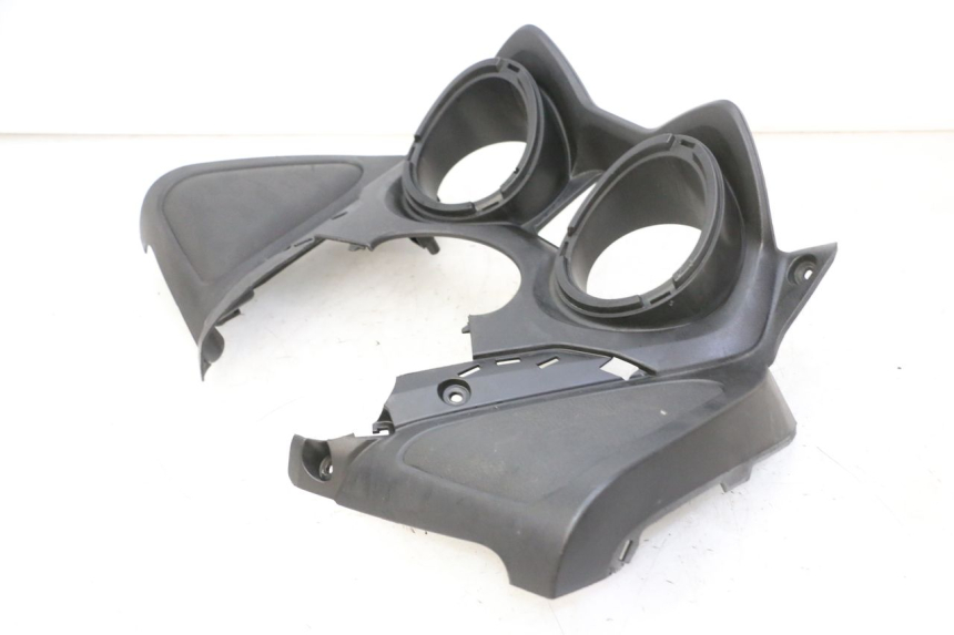 photo de TELLERRAND METERPLAAT YAMAHA X-MAX XMAX 125 (2010 - 2013) - Bevestigingspunten