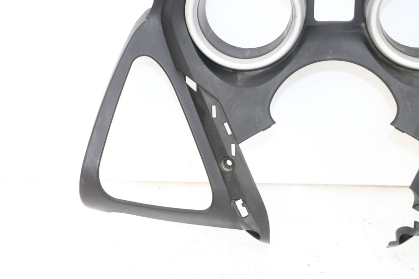 photo de TELLERRAND METERPLAAT YAMAHA X-MAX XMAX 125 (2010 - 2013) - Zoom op componenten