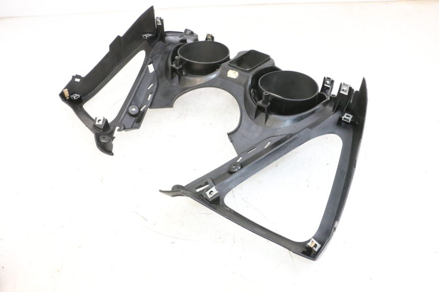 photo de TELLERRAND METERPLAAT YAMAHA X-MAX XMAX 125 (2010 - 2013) - Bevestigingspunten