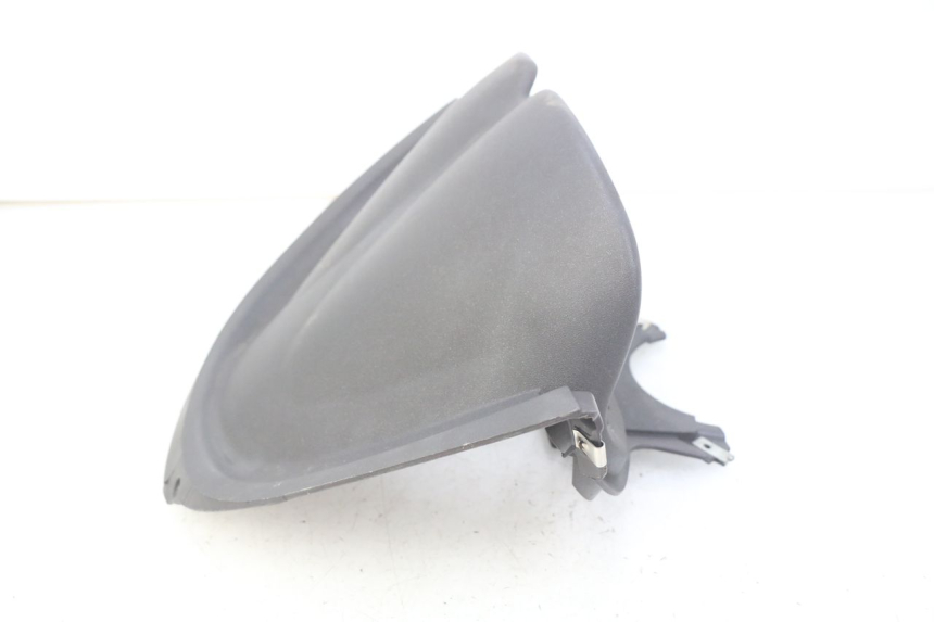 photo de TELLERRAND PIAGGIO X8 125 (2004 - 2007) - Zoom op gebruiksstaat