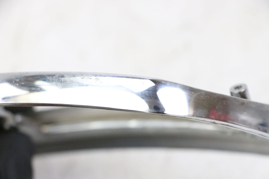 photo de ACHTERLICHTOMRANDING PIAGGIO VESPA LX 2T 50 (2005 - 2013) - Zoom op gebruiksstaat