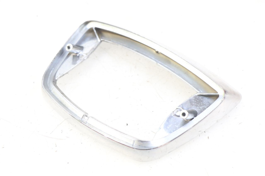 photo de ACHTERLICHTOMRANDING PIAGGIO VESPA LX 2T 50 (2005 - 2013) - Zoom op gebruiksstaat